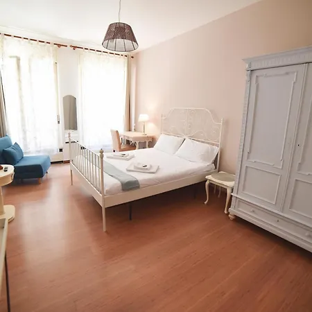아파트 Barcolana Lodge Hostel 트리에스테