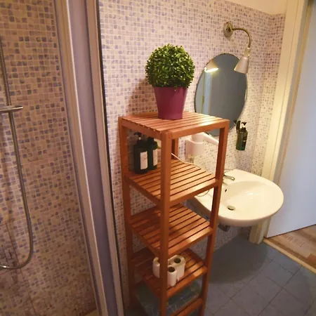Barcolana Lodge Hostel * 트리에스테